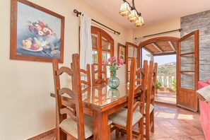 Dining - Villa 'Conchi' with Sea View, Wi-Fi and Air Conditioning (Frigiliana)