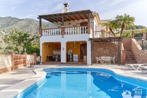 Pool - Villa 'Conchi' with Sea View, Wi-Fi and Air Conditioning (Frigiliana)