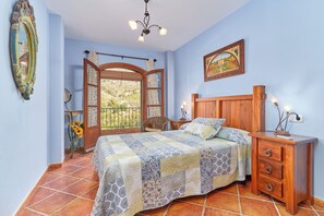 3 quartos, ferros/tábuas de passar roupa, Wi-Fi de cortesia