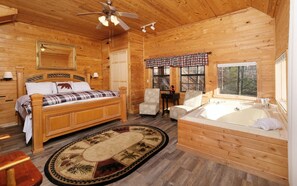 1 bedroom, WiFi, bed sheets - Lover's Paradise - The perfect cozy getaway spot! (Sevierville)