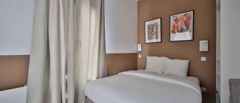 1 bedroom, iron/ironing board, free WiFi, bed sheets