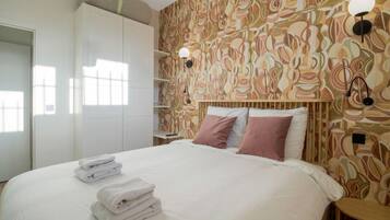 1 slaapkamer, een strijkplank/strijkijzer, reisbedje, wifi