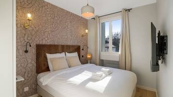 1 chambre, fer et planche Ă repasser, lit parapluie, Wi-Fi