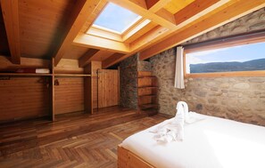 4 chambres, Wi-Fi gratuit, draps fournis