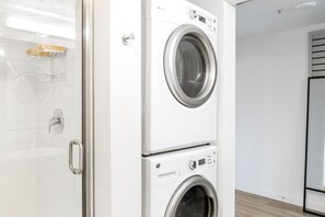 Hair dryer, towels - Hip Capitol Hill Studio w/ Gym & W/D, nr Colleges, by Blueground (Seattle)