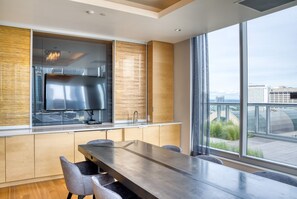 Dining - Premium Downtown 1BR w/ Gym, Yoga, & Rooftop, nr Shops, by Blueground (Seattle)