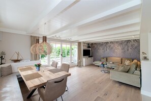 Immagine non classificata, 2 di 15, pulsante