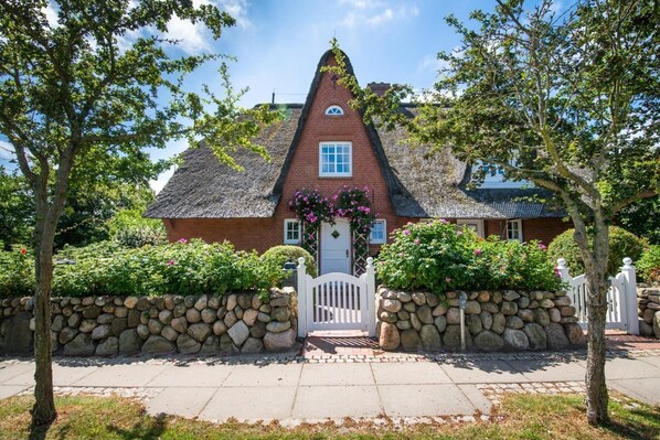 Immagine non classificata, 1 di 15, pulsante