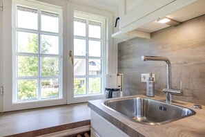 Interior - Sharky Bay - Die Reetgedeckte, Gepflegte Anlage Liegt auf Einem ca. 2000 m² Großem Grundstück (Sylt-Ost)