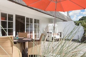 Outdoor dining - Luv Hüs - Luv Hüs - Geräumige Haushälfte in Keitum (Sylt-Ost)