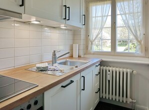 Uklassifisert bilde, 2 av 13, knapp