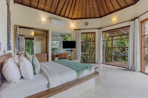 Luxury-Villa
