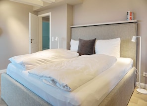 3 Schlafzimmer, Bügeleisen/Bügelbrett, WLAN, Bettwäsche