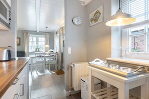 Unclassified image, 2 of 24, button - Paulas Hüs - Fiete - Die Fiete, ca. 50 m² ist Besonders Liebevoll für bis zu 3 Personen (Sylt-Ost)