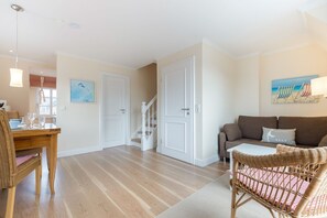 Fernseher, Stereoanlage