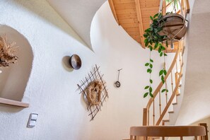 Interior - Apartment 'Patztauhof Ortlerblick' with Mountain View, Private Terrace and Wi-Fi (Sluderno)