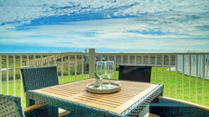 Interior - Salt & Sun by Avantstay Beach Access + Pool (Port Aransas)