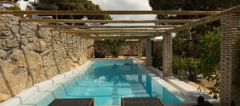 Baroness in Mykonos With 5 Bedrooms and 4 5 Bathrooms