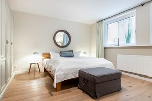 3 chambres, fer et planche à repasser, Wi-Fi, draps fournis