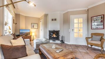 Téléviseur, foyer, chaîne audio