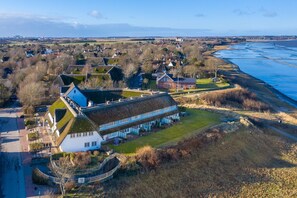 صورة غير مصنفة، 4 من 21، زرّ