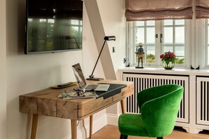 Interior - Horizont - Doppelhaushälfte in Bestlage Unter Reet mit Privatem Weg zum Watt (Sylt-Ost)