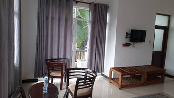 Deluxe Double Room | Free WiFi