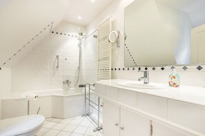 Uklassifisert bilde, 3 av 20, knapp