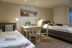 2 bedrooms, iron/ironing board, WiFi, bed sheets - Düne - Düne - Ferienwohnung Inklusive Rundum Wohlfühlatmosphäre (Sylt / OT Keitum)