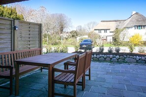 Outdoor dining - Düne - Düne - Ferienwohnung Inklusive Rundum Wohlfühlatmosphäre (Sylt / OT Keitum)