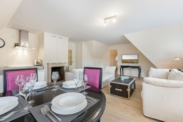 Imagen sin descripción, 1 de 25, botón