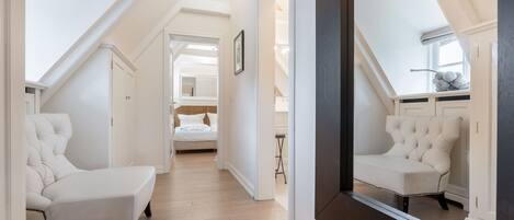 2 室のベッドルーム、アイロン / アイロン台、WiFi、ベッドシーツ