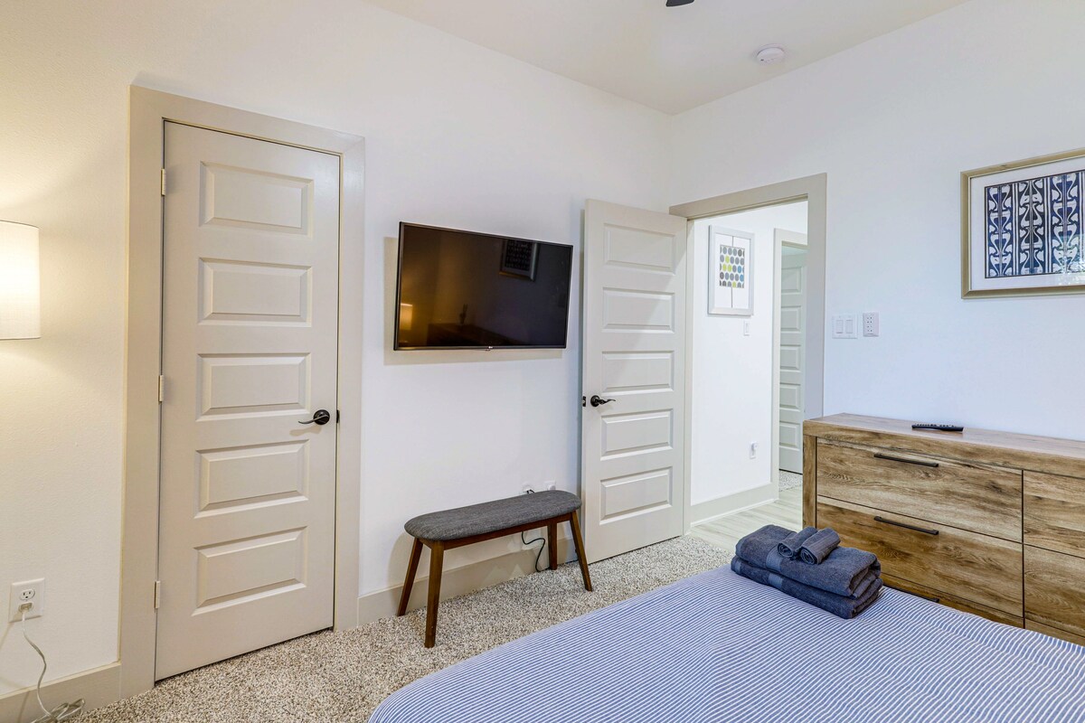 Photo 21 of Modern Houston Retreat w/ Patio, 11 Mi to Dtwn
