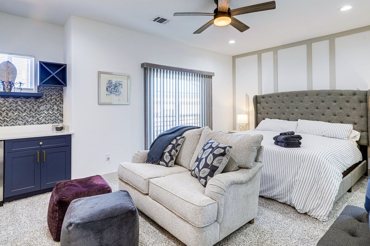 Photo 12 of Modern Houston Retreat w/ Patio, 11 Mi to Dtwn