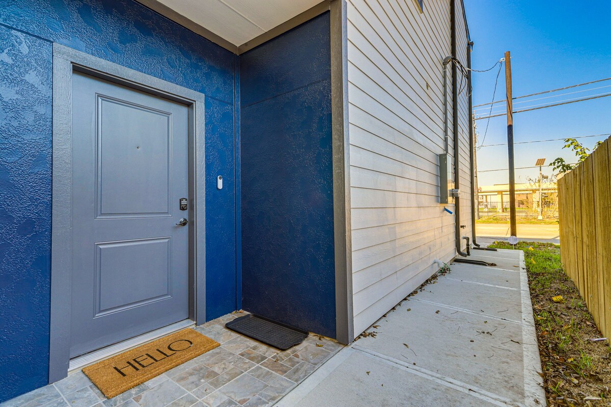 Photo 26 of Modern Houston Retreat w/ Patio, 11 Mi to Dtwn