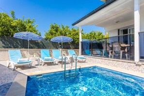 别墅 | 4 多间卧室