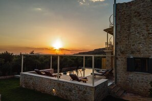 2 bedrooms - Villa Nora in Ditiki Mani (West Mani)