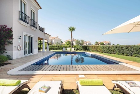 Villa | 4 dormitorios