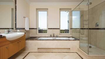 4 bedrooms