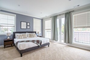 4 Schlafzimmer, Bügeleisen/Bügelbrett, WLAN, Bettwäsche