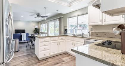 Exceptional San Ramon 4BR w/ Patio & A/C, nr Park & Dining, by Blueground