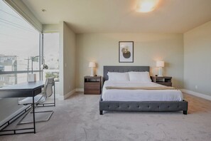 3 Schlafzimmer, Bügeleisen/Bügelbrett, WLAN, Bettwäsche