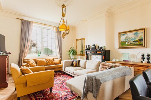 Beautiful Mansion With Swimmingpool Close to Maastricht