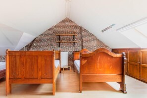 House | 5 bedrooms - Beautiful Mansion With Swimmingpool Close to Maastricht (Bilzen)