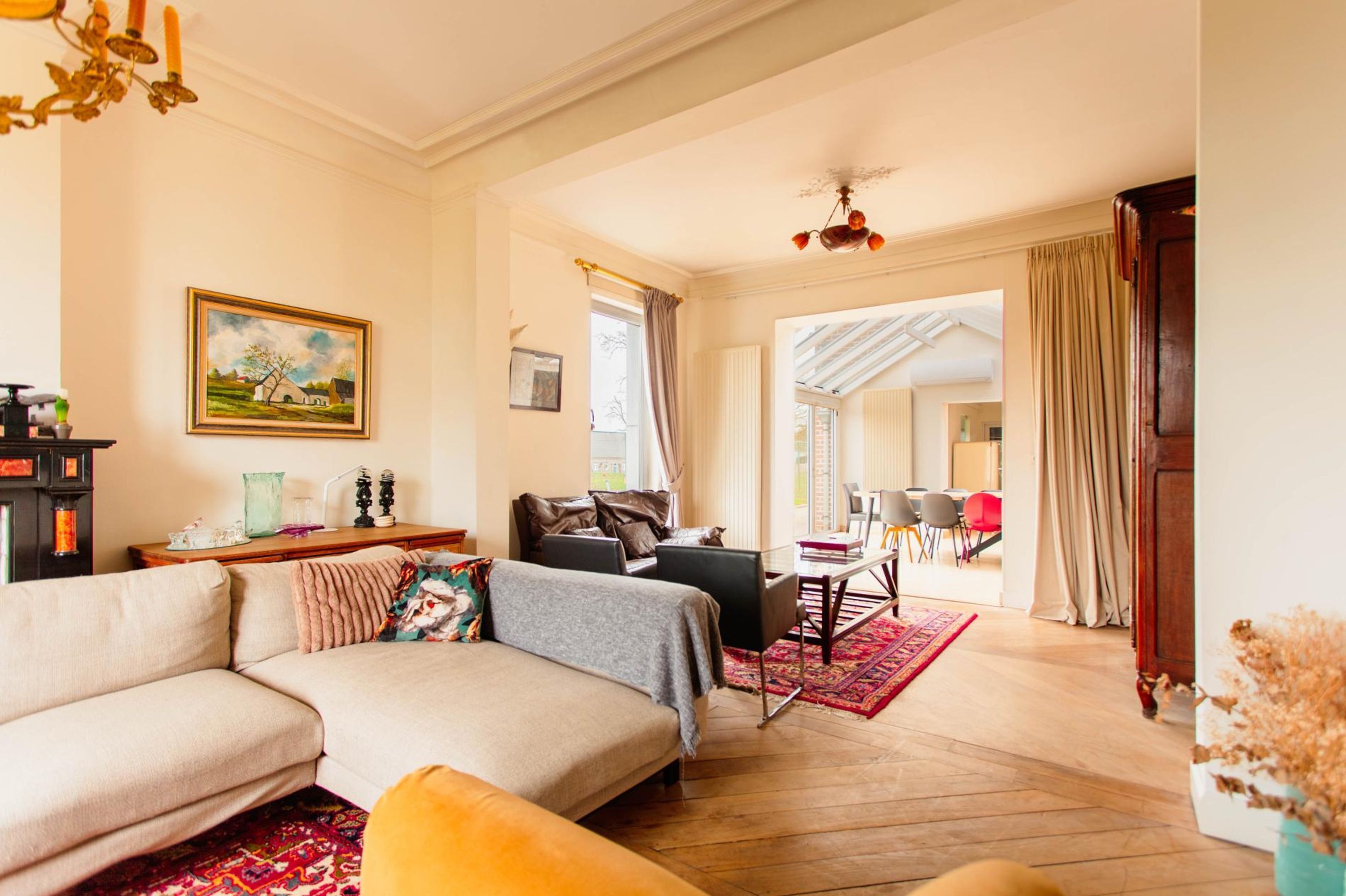 5 bedrooms