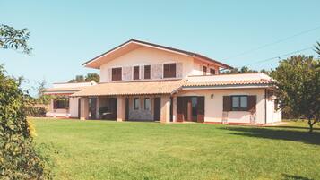 Villa | 6 Schlafzimmer