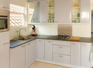 Room - Beautiful Apartment in Oud-beijerland (Oud-Beijerland)