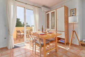 Dining - Villa "Estrella" with Sea Views, in the Countryside with Private Pool and For Families (Almuñécar)