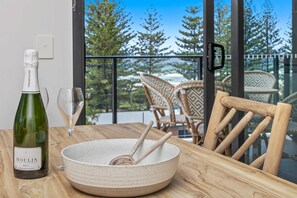 Outdoor dining - Ocean Views at Sandbar Burleigh Heads (Gold Coast)