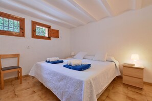 3 Schlafzimmer, Bügeleisen/Bügelbrett, Bettwäsche
